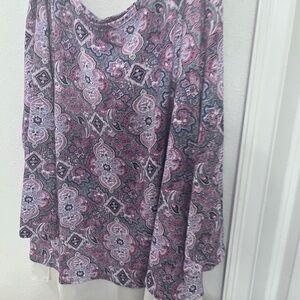 Tablot's Women's Paisley Long Sleeve Top